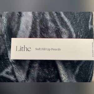 Lithe Precision Lip Liner - Scarlett and Dusk